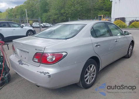 2002 Lexus Es 300 from USA, damaged, VIN JTHBF30G620023807